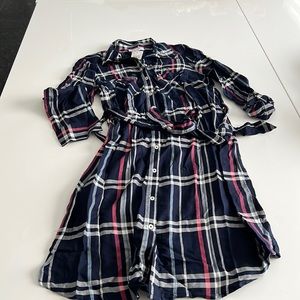 Motherhood maternity plaid dress